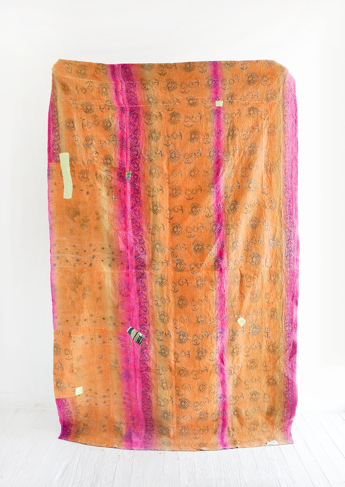 Vintage Patchwork Quilt No. 12 in - LEIF