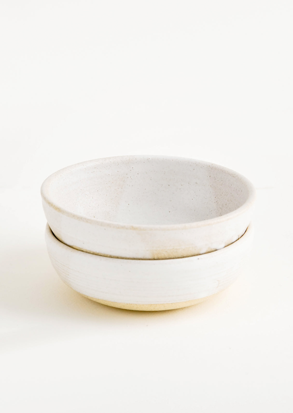 Rustic Ceramic Yogurt Bowl in Warm White - LEIF