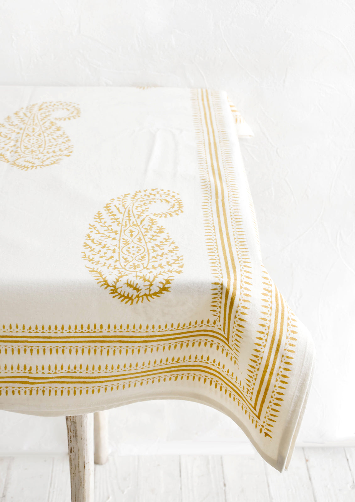 Fielden Paisley Tablecloth