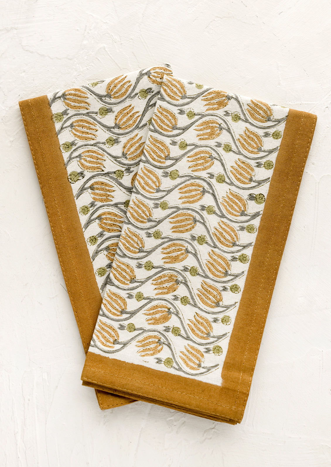 Floral print napkins with spice border.