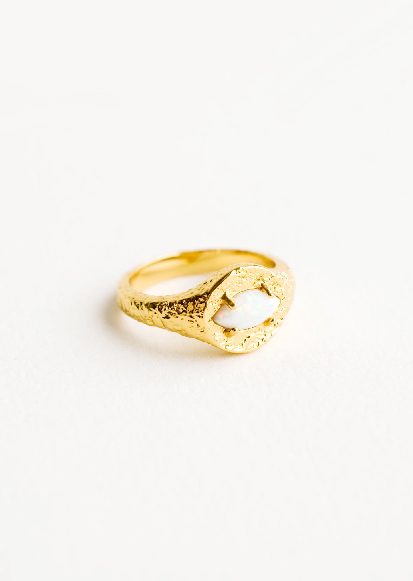 Saoirse Signet Ring
