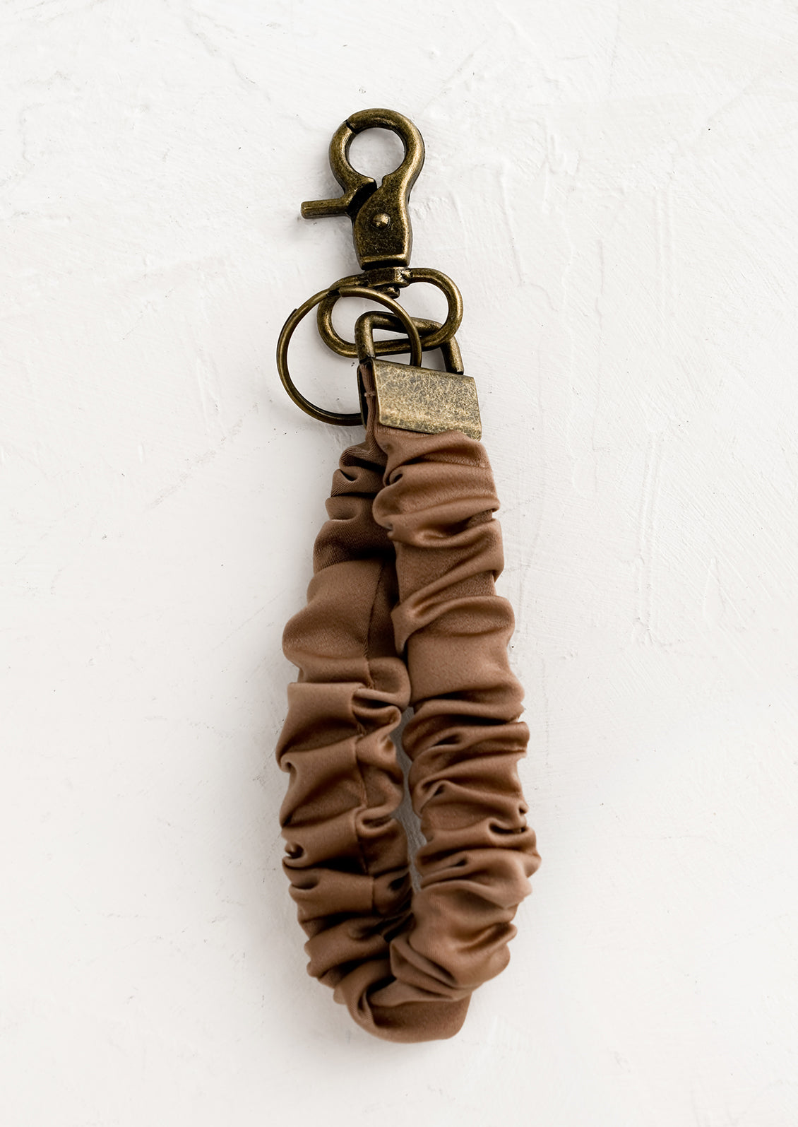 Scrunchie Keychain in the color Hazelnut
